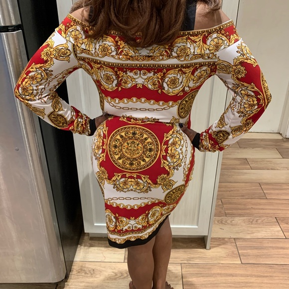 Versace’s style dress Excellent condition Sz:Large - Picture 2 of 4